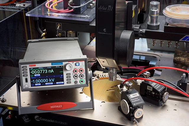 2470 Probe Station