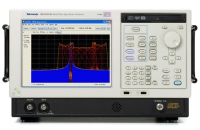 Tektronix RSA6114A - Analizador de espectro 14 GHz